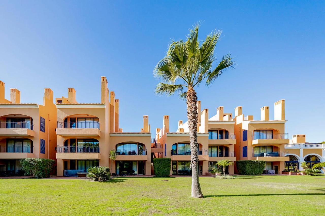 Al - Apartamento Vila Sol F5 T Картейра Экстерьер фото
